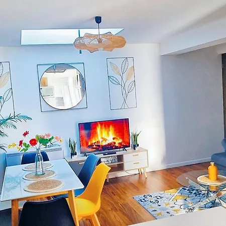 Apartment Confortable A 60 M² Parking Prive Raismes